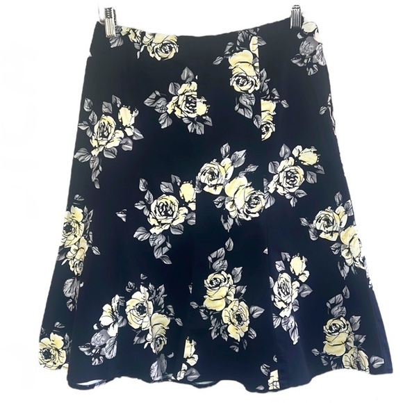 Vintage🧚‍♀️Jessica Black/Yellow Floral Print Knee Length Skirt Size 8 - Picture 1 of 12